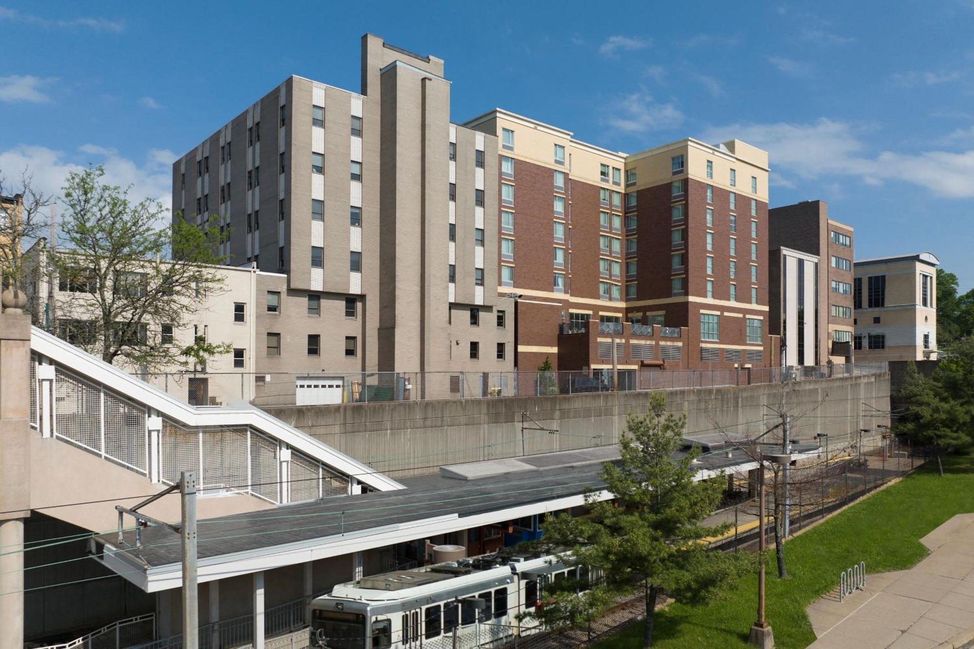 Springhill Suites By Marriott Pittsburgh Mt. Lebanon Exterior photo